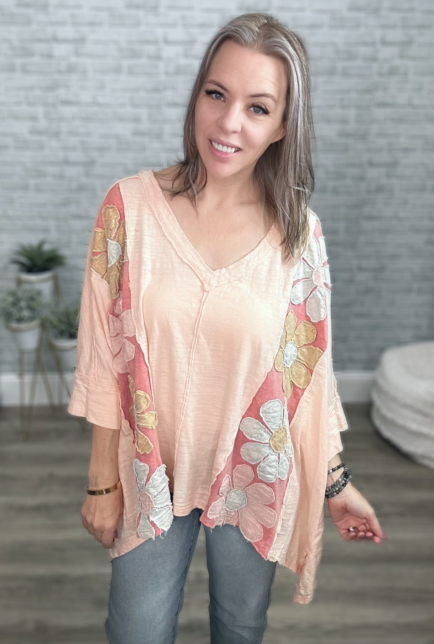 Washed Daisy Patch Oversized Top - Pink - Oli & Hali