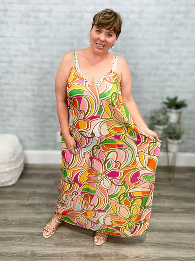 "Groovy" Large Scale Floral Maxi Dress with Pockets